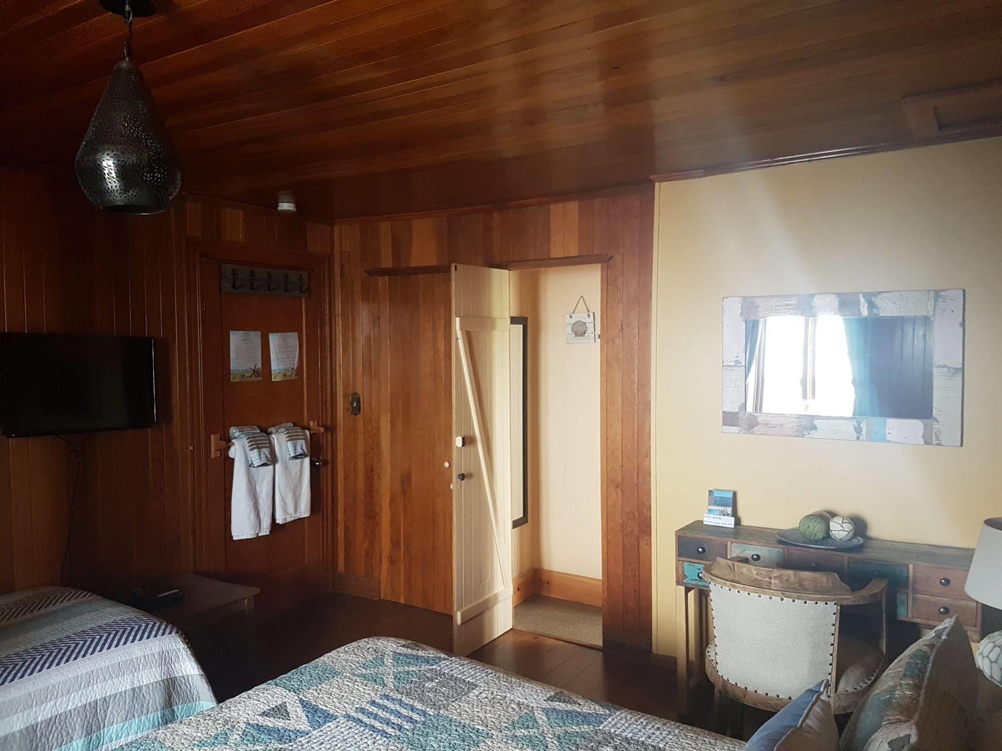 Gite Au Vieux Pommier Tadoussac Kültér fotó